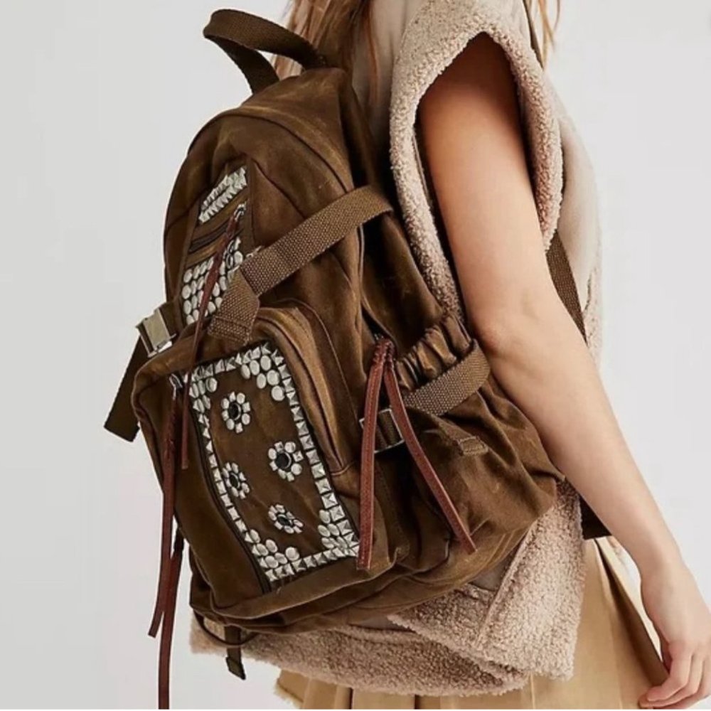Free People Berlin Studded Backpack Canvas Faded Military Army Green NWOT - Picture 2 of 13